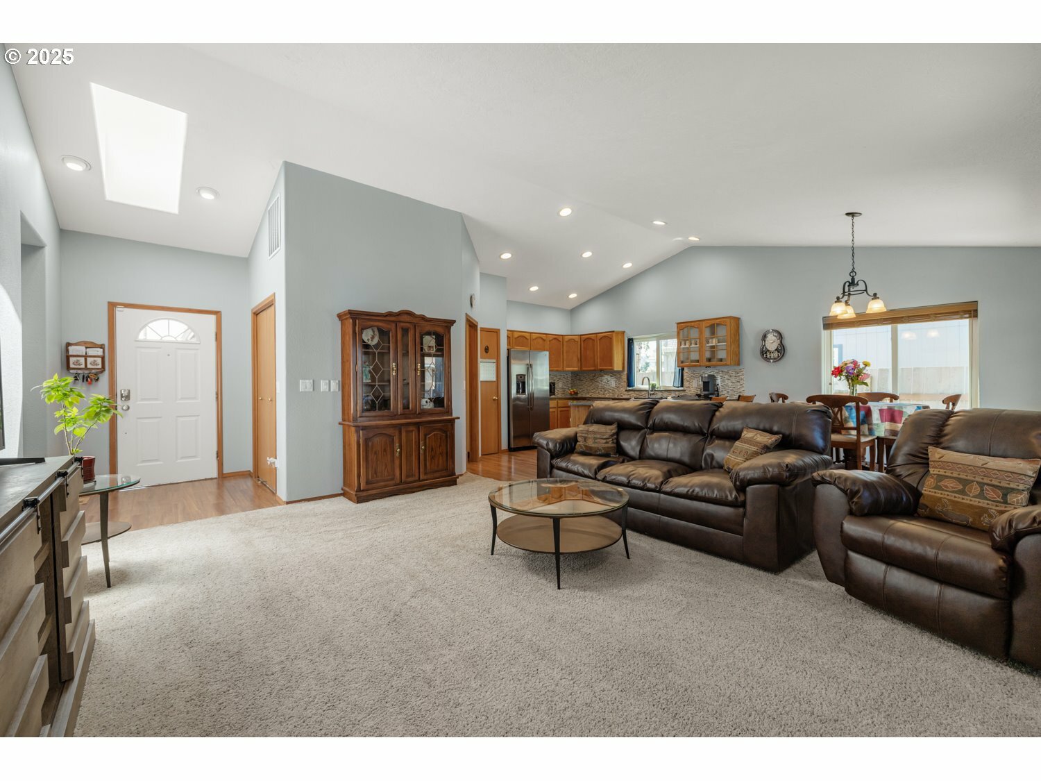 Property Photo: 33447 SW Sequoia St OR 97056