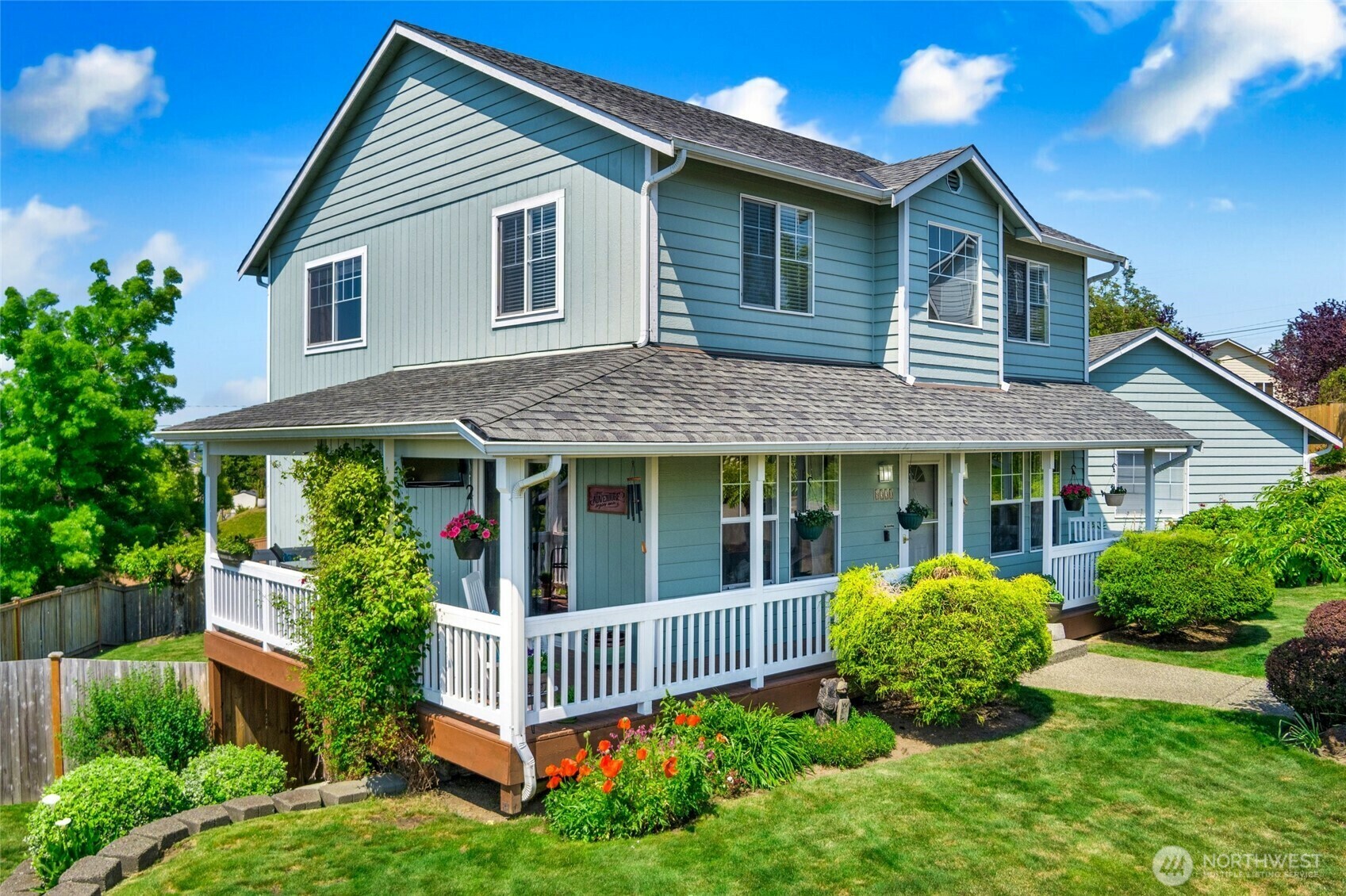 Property Photo:  8330  77th Avenue NE  WA 98270 