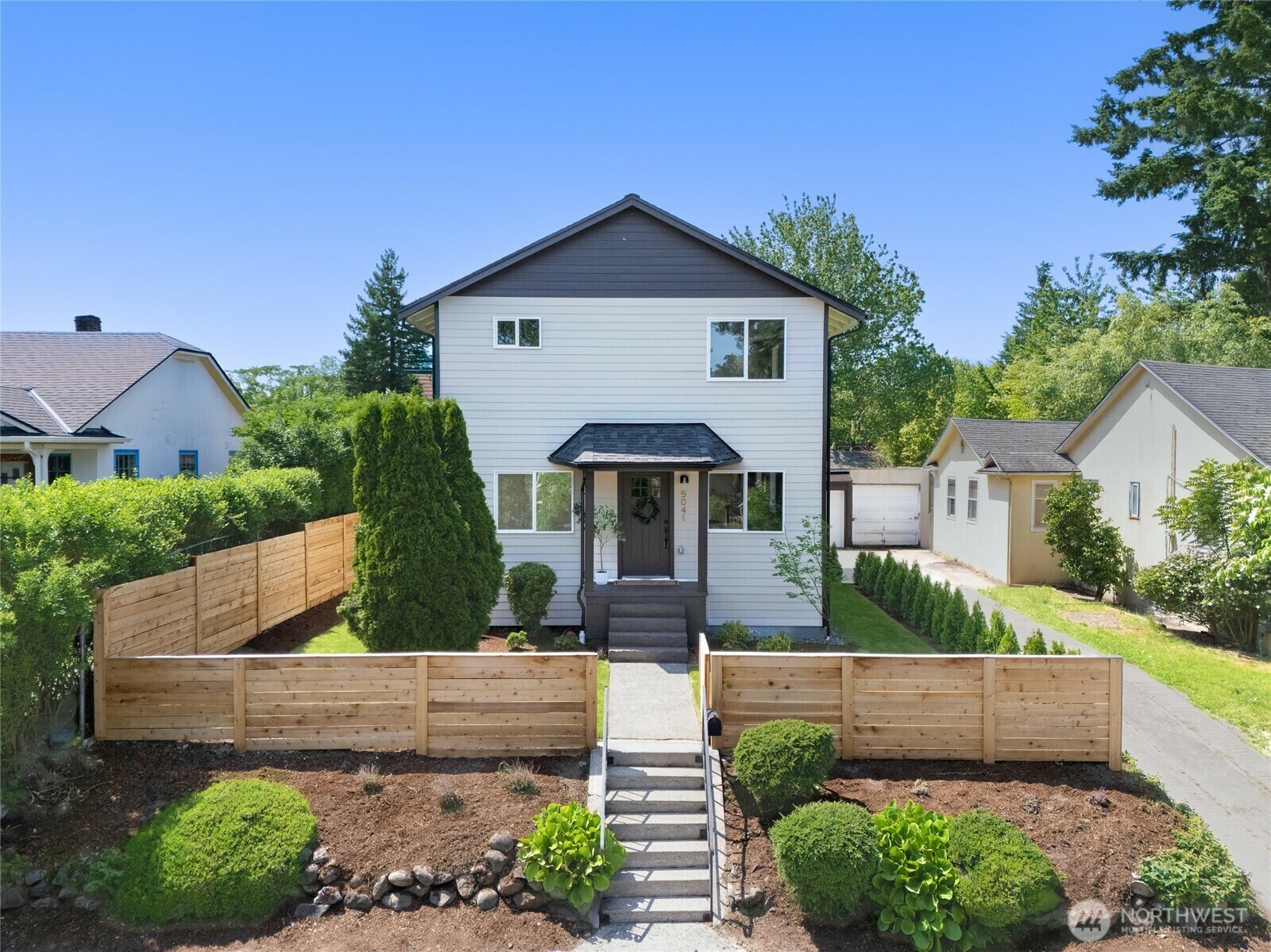 5041  Bowen Place S  Seattle WA 98118 photo