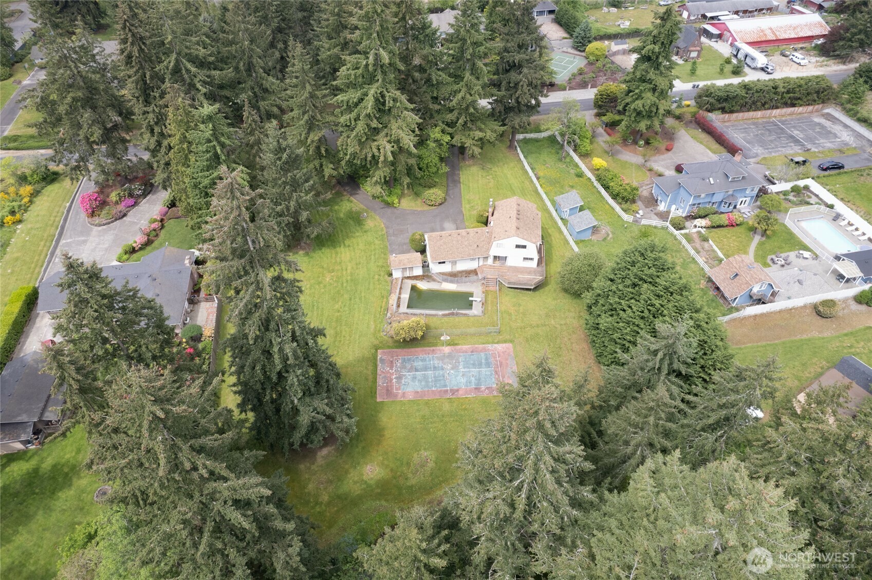 Property Photo: 7321 25th Avenue E WA 98404