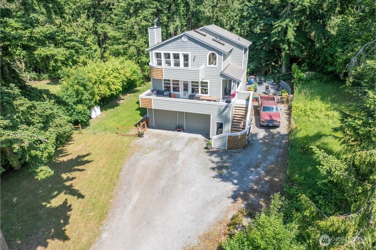 Property Photo:  945  Rowe Road  WA 98282 