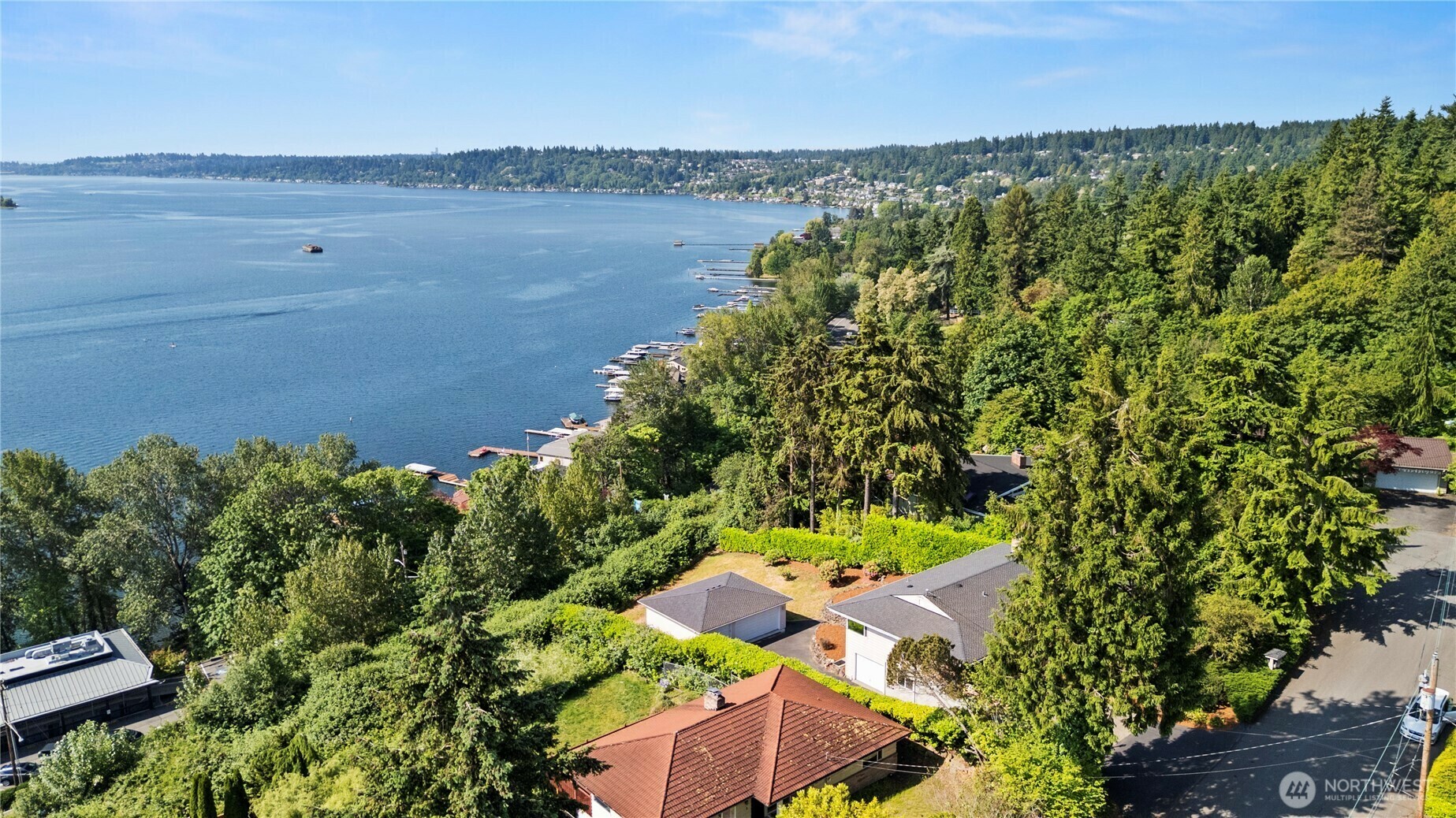 Property Photo: 5669 NE 180th Street WA 98028