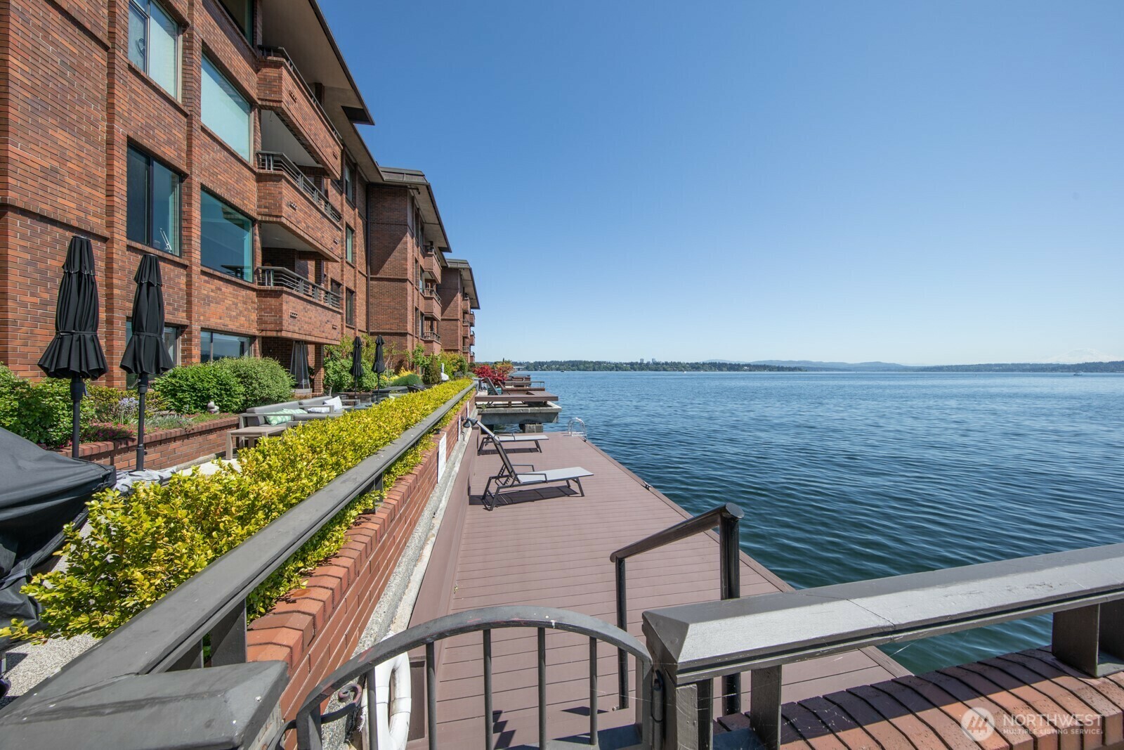 Property Photo: 2330 43rd Avenue E 403B WA 98112