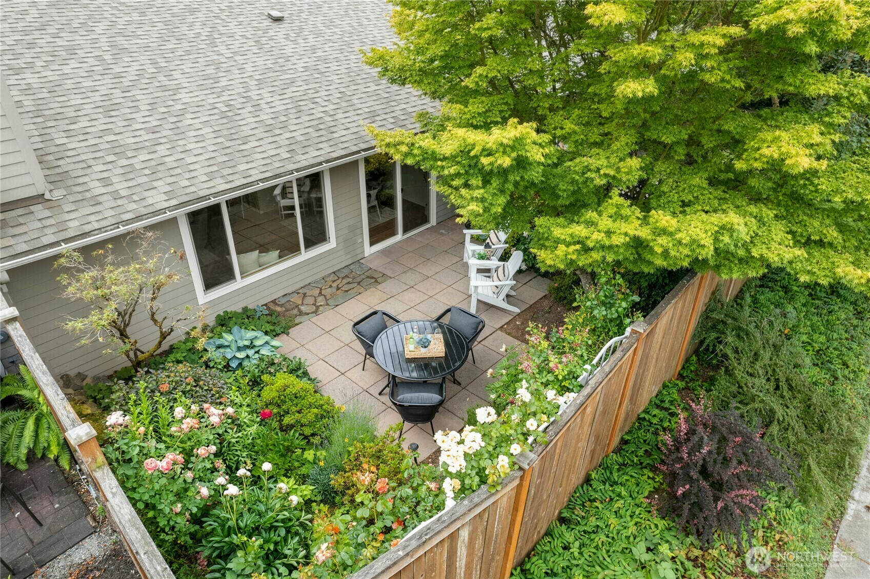 Property Photo: 631 Kirkland Way C17 WA 98033