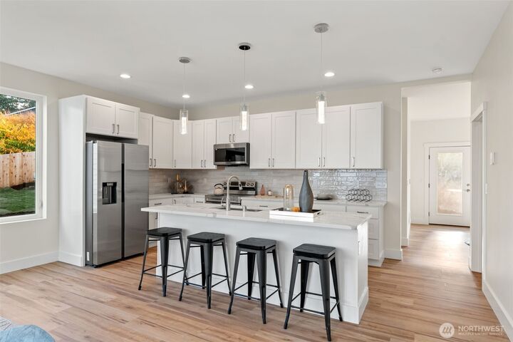 Property Photo:  8618  37th Avenue S  WA 98118 