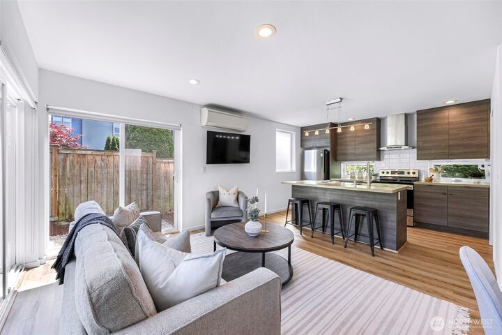 Property Photo:  4757  Delridge Way SW  WA 98106 