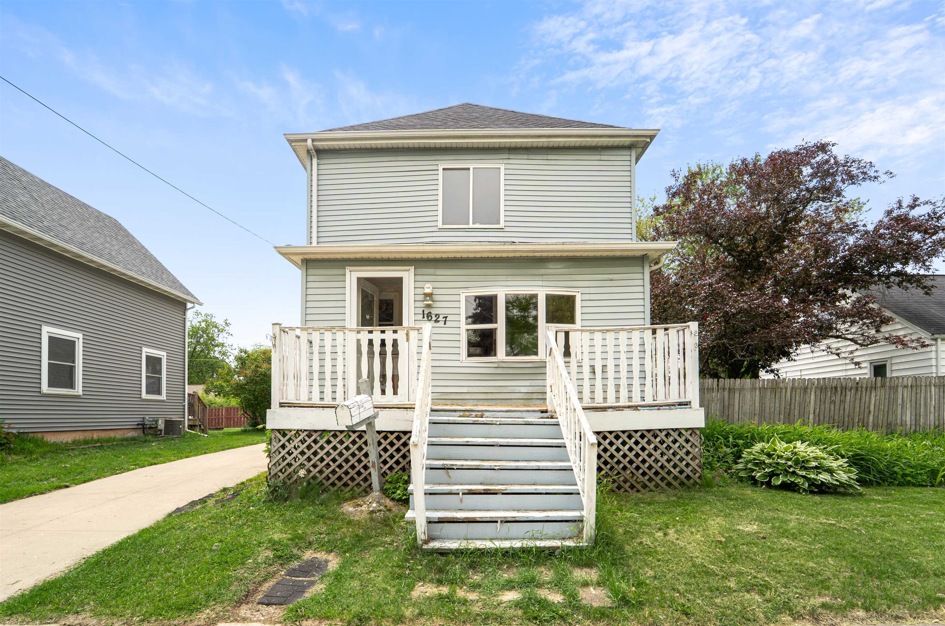 1627 W Rogers Avenue  Appleton WI 54914 photo