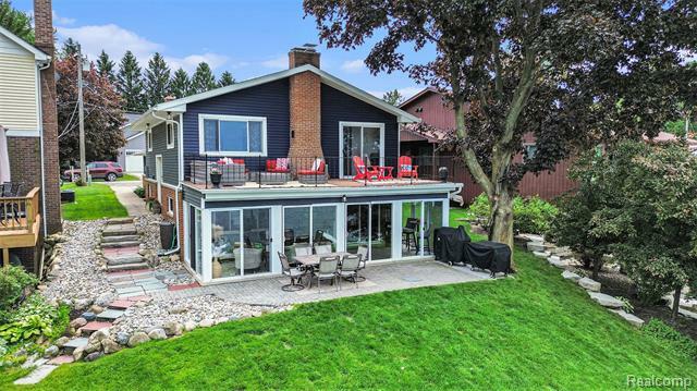 Property Photo: 10048 King Road MI 48350