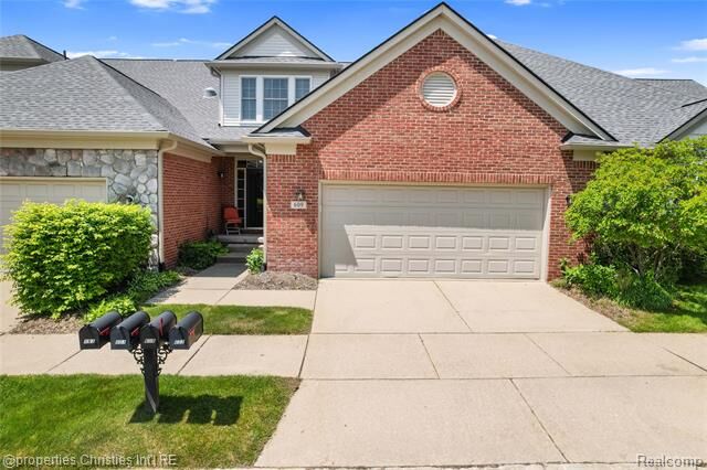 Property Photo: 609 Telya Ridge MI 48381
