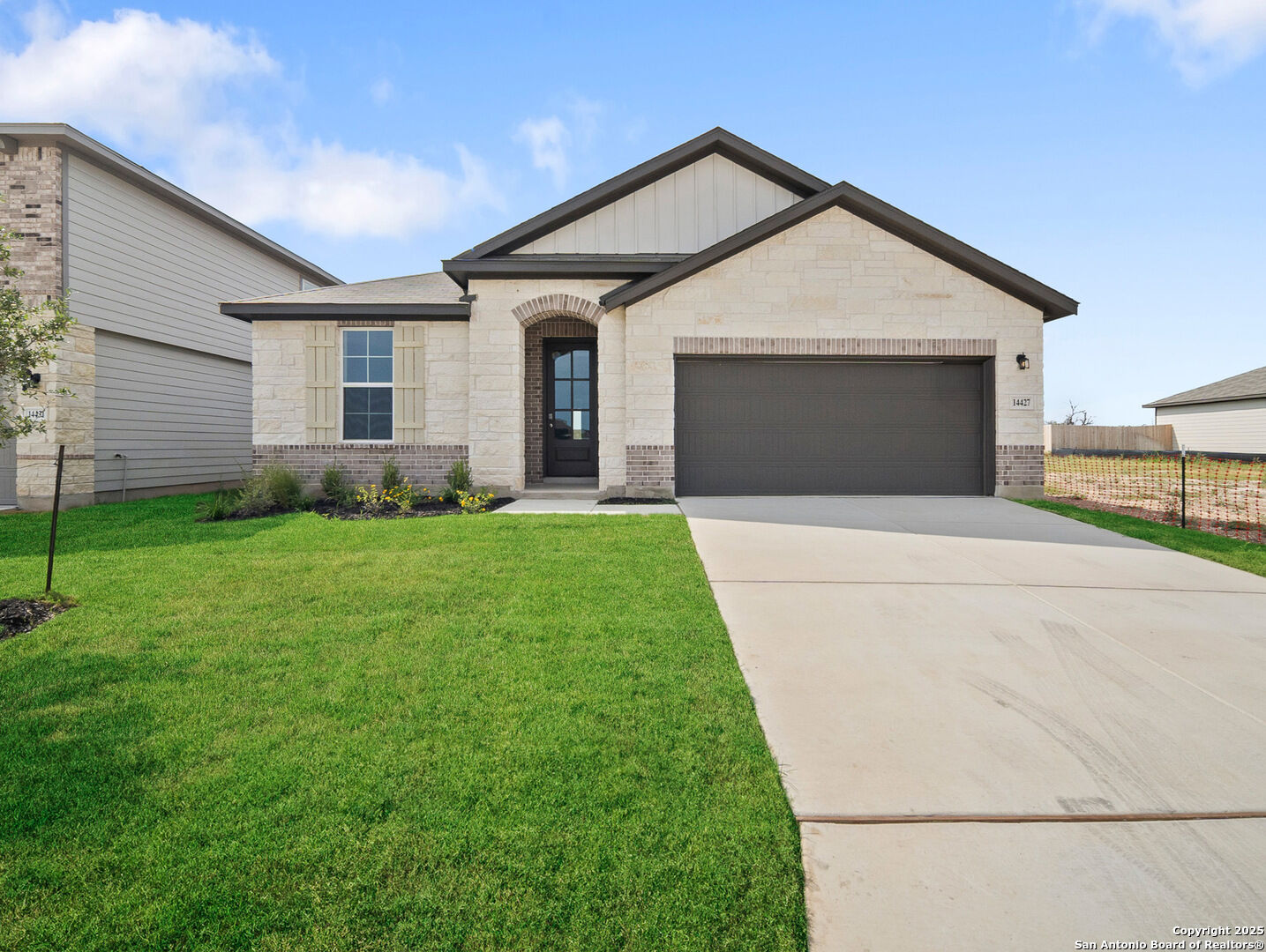 Property Photo: 14427 Inspiration Point TX 78253