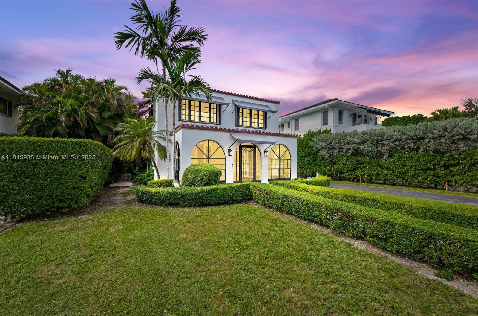 2618 Alhambra Cir  Coral Gables FL 33134 photo