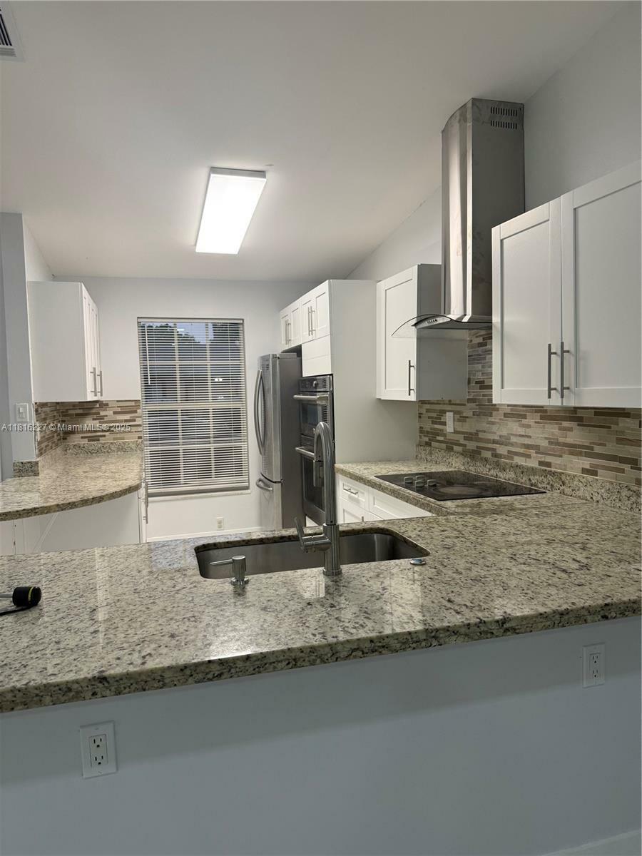 Property Photo: 9571 W Fern Ln 0 FL 33025