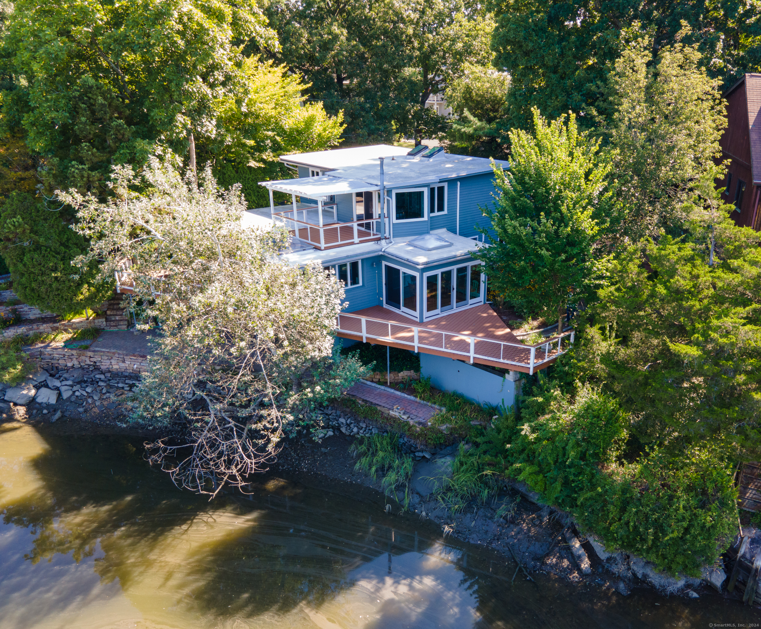 Property Photo: 5 Shore Drive CT 06405
