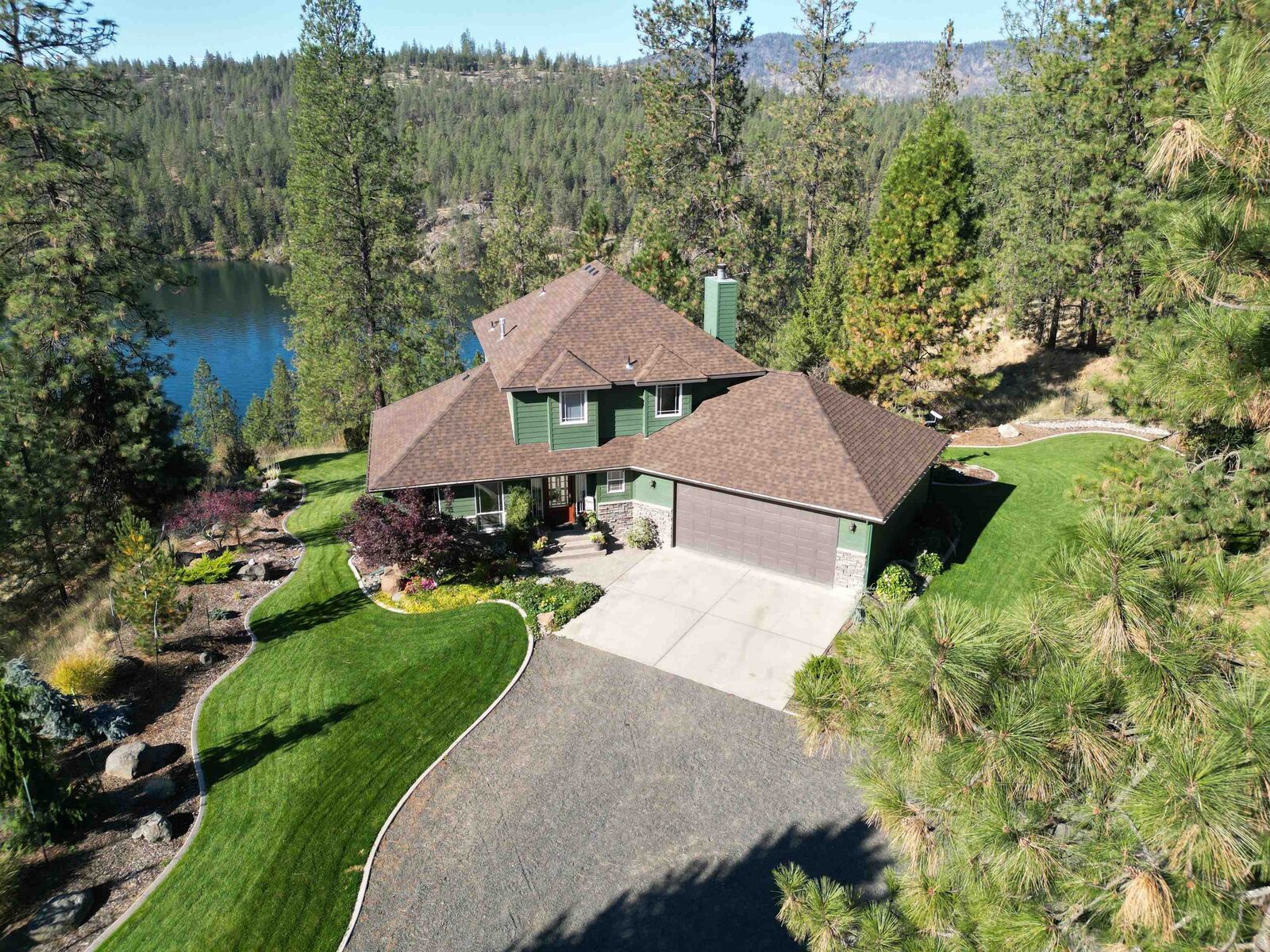 Property Photo: 6533 D Lois Way WA 99026