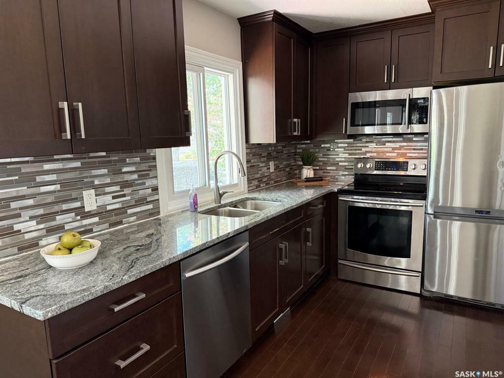 Property Photo: 10 McNab Crescent SK S4S 4B1