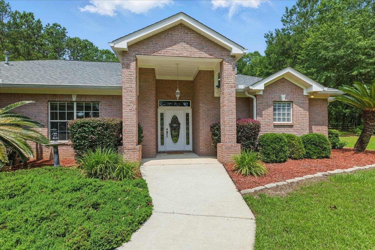 Property Photo: 7474 Creekridge Circle FL 32309