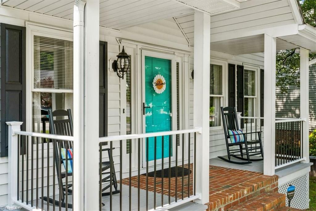 Property Photo:  1706 Plateau Court  NC 27265 