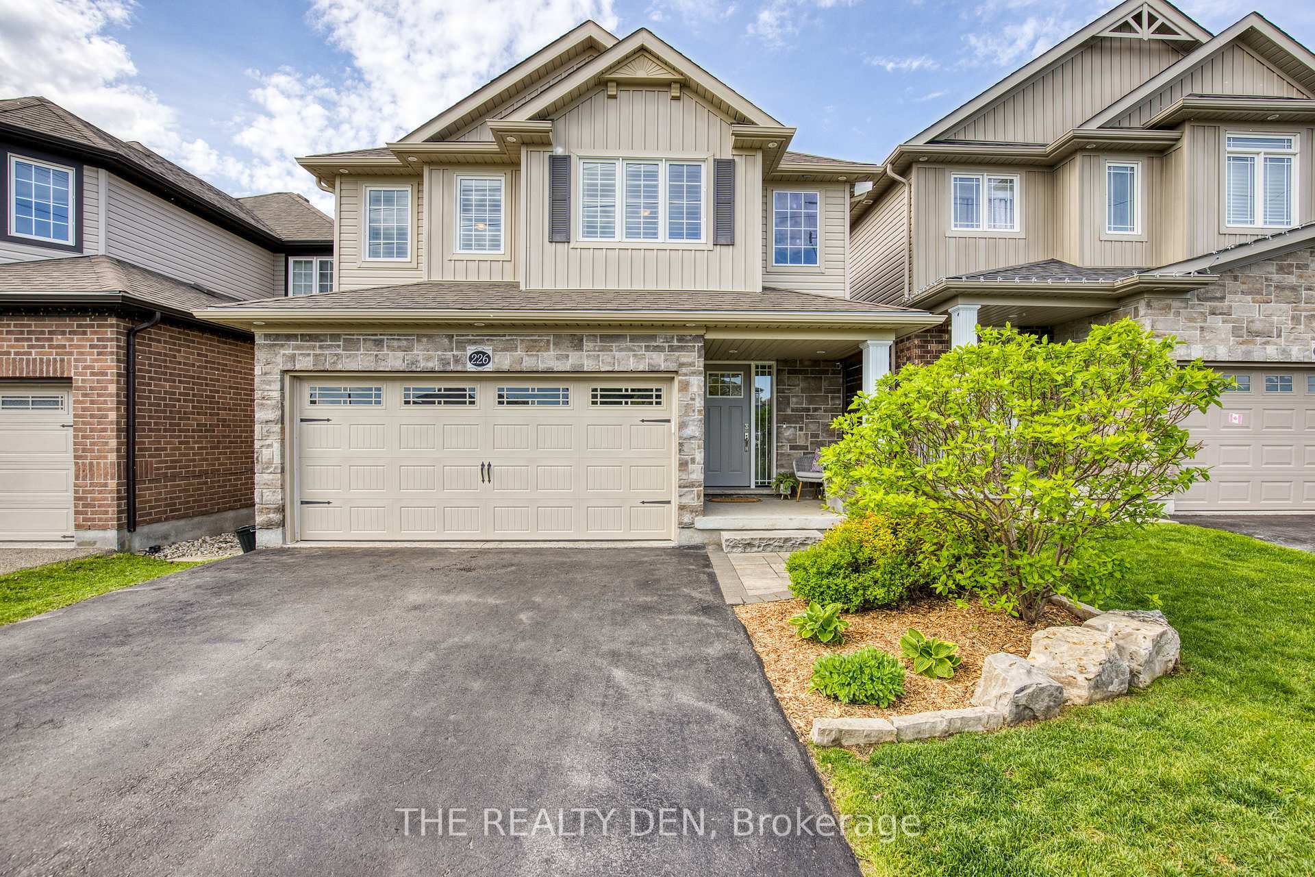 Property Photo:  226 Churchill Road S  ON L7J 0A7 