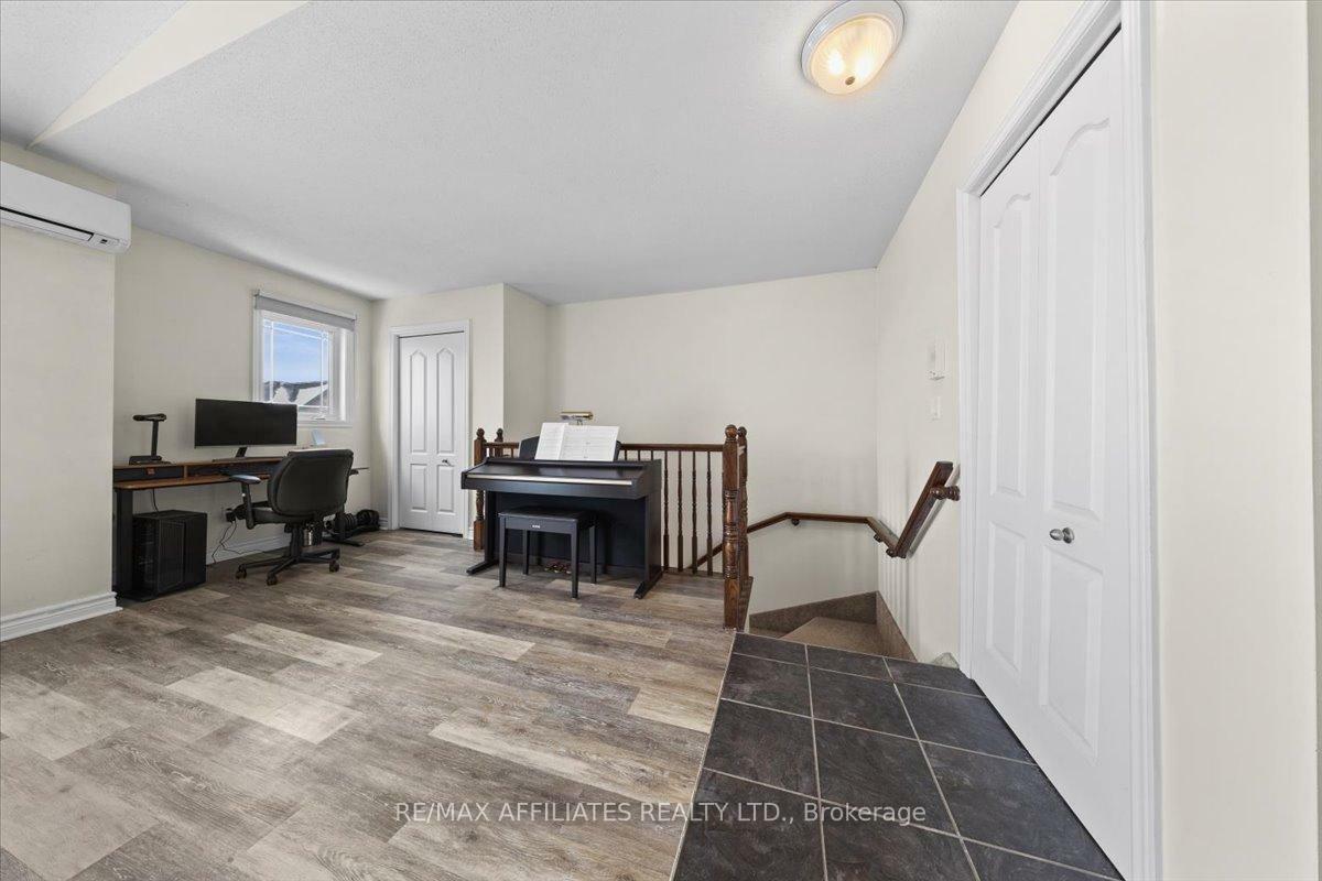 Photo de la propriété: 201 Eliot Street 407 ON K4K 0G4