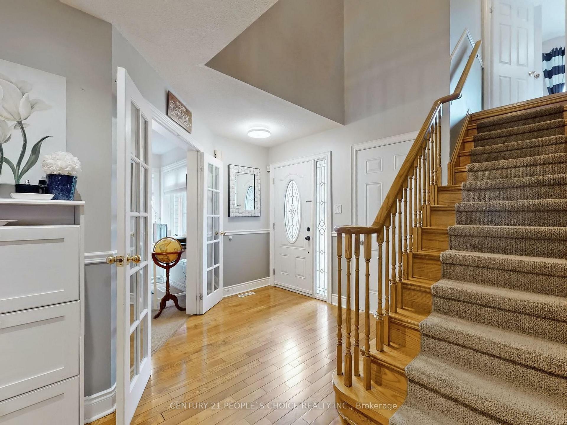 Photo de la propriété: 1160 Windsor Hill Boulevard ON L5V 1N9