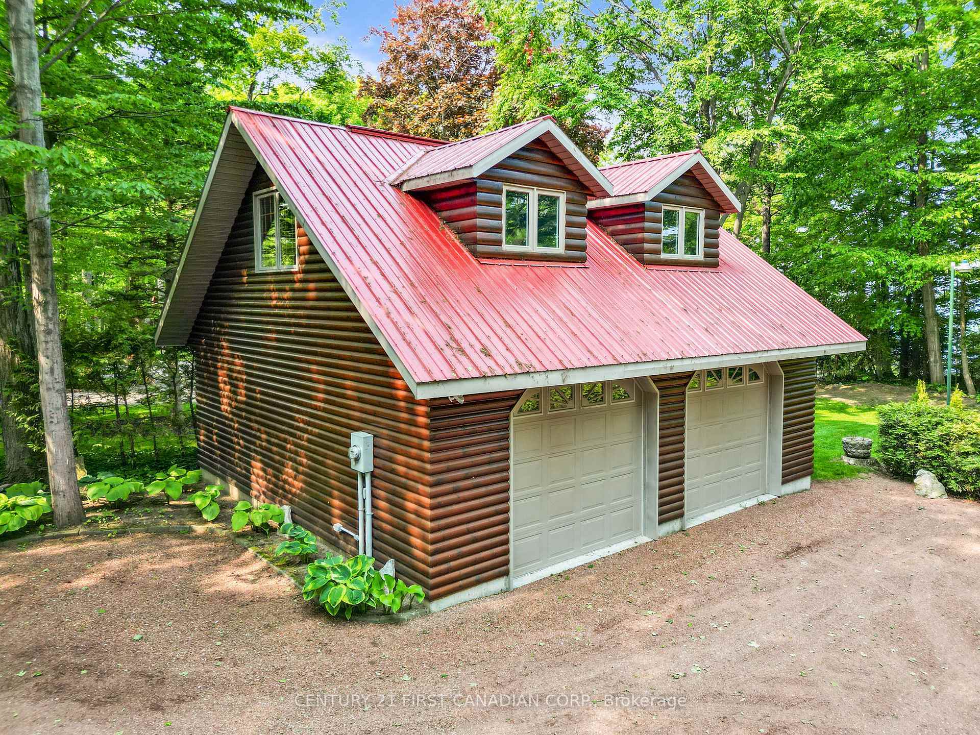 Property Photo: 74395B Snowden Crescent ON N0M 1G0