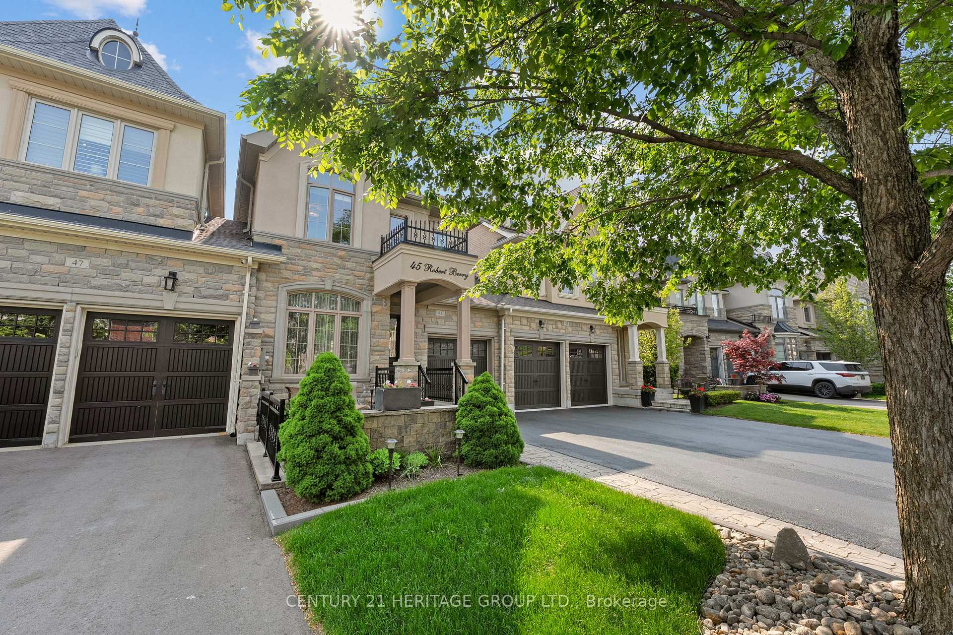 Property Photo: 45 Robert Berry Crescent ON L7B 1L6