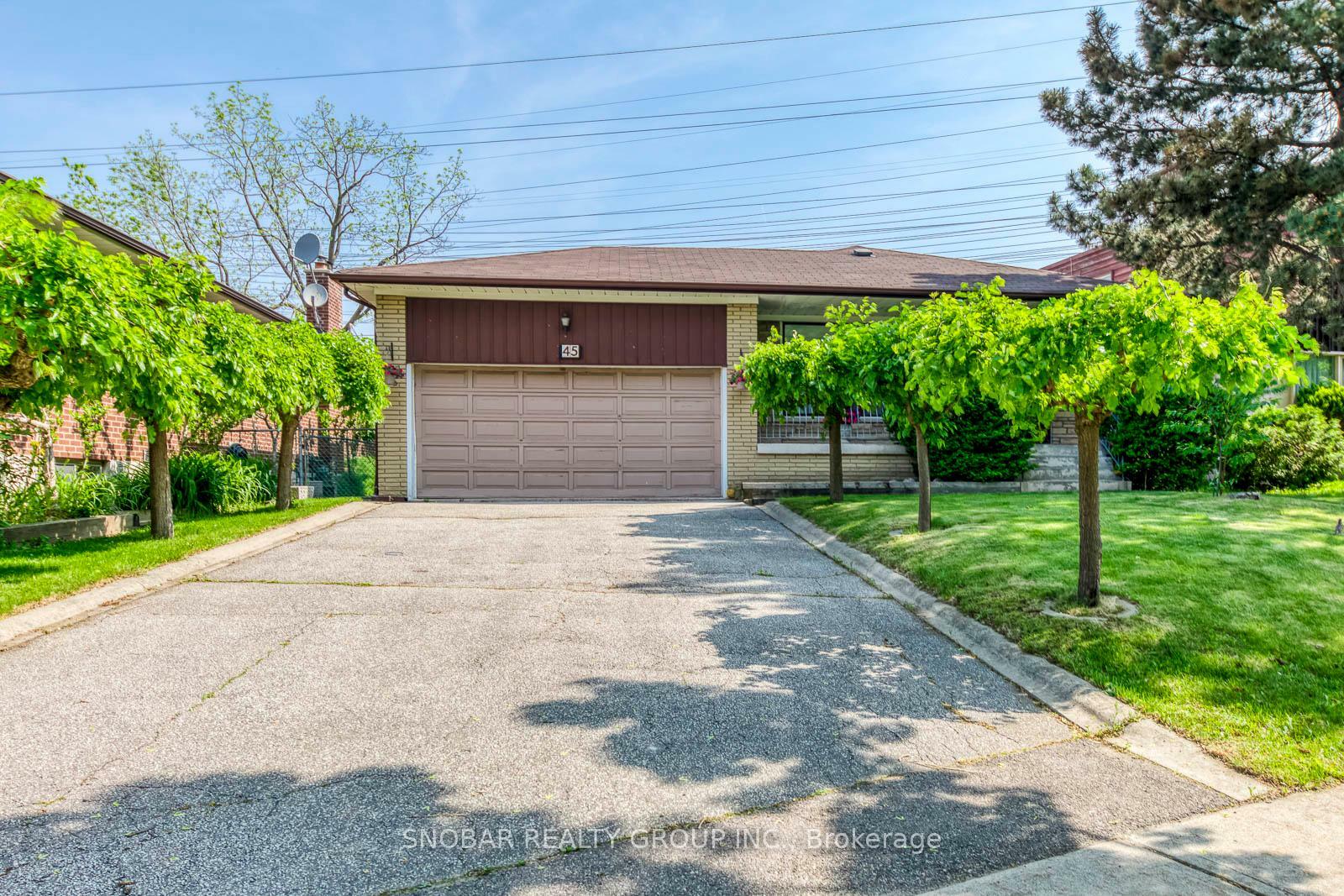 Property Photo: 45 Willowridge Road ON M9R 3Z2