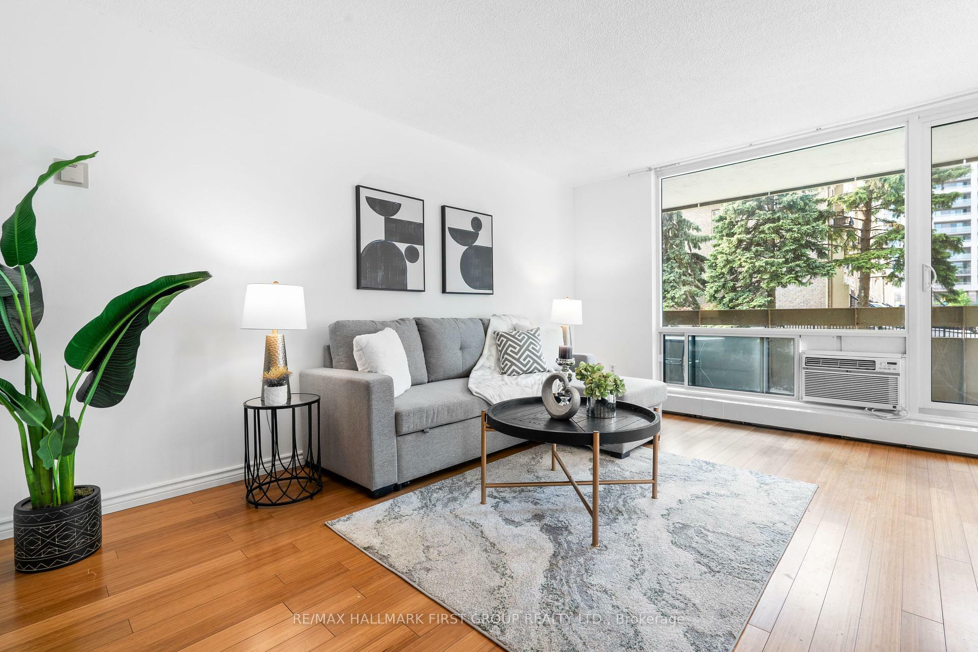 Property Photo: 1210 Radom Street 209 ON L1W 2Z3