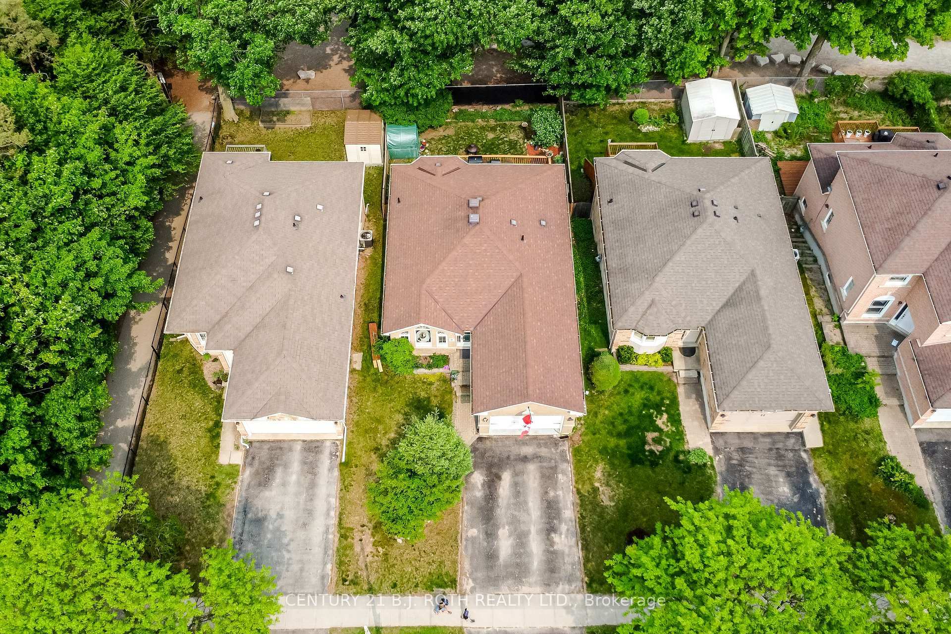 Photo de la propriété: 37 Nicholson Drive ON L4N 8L7