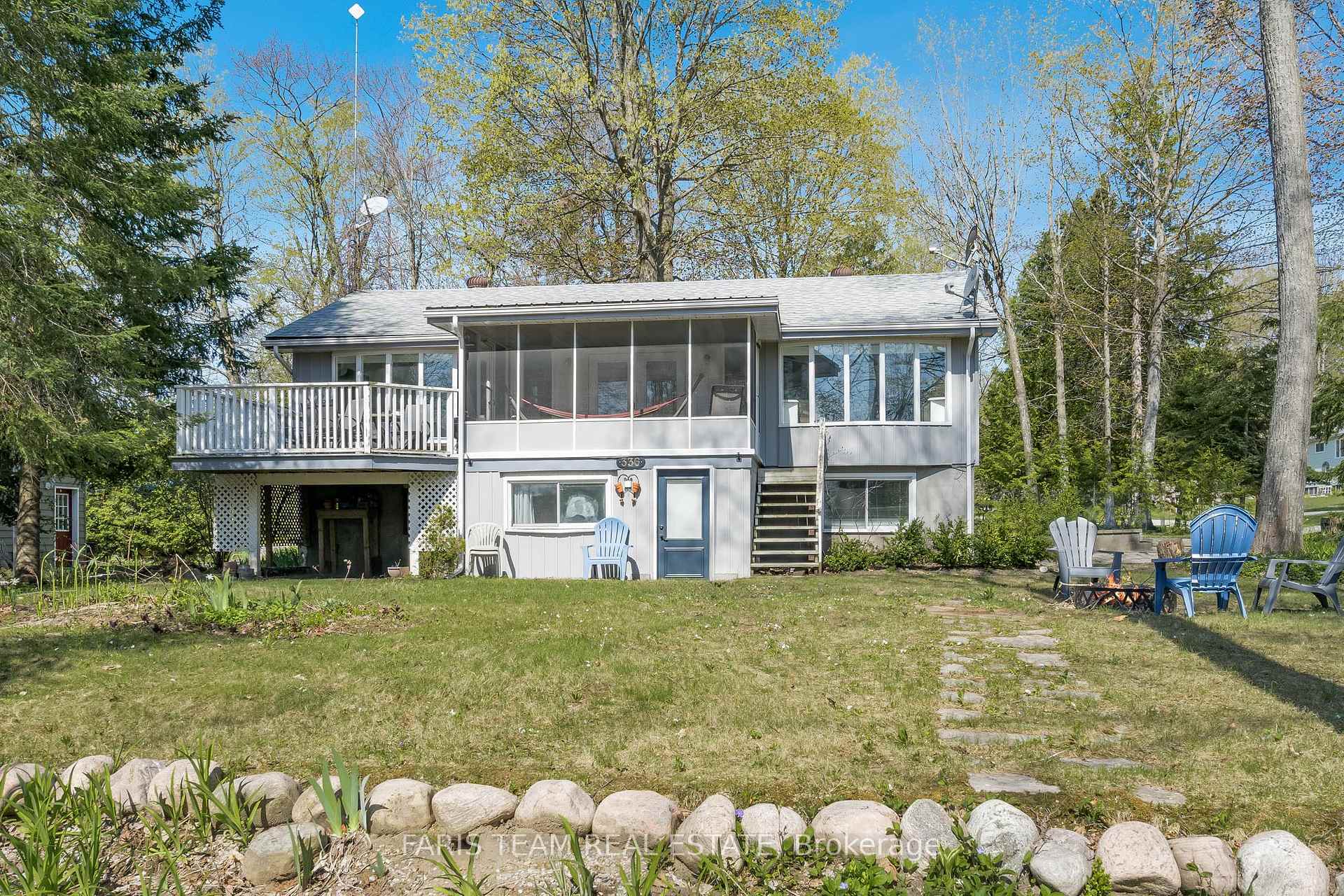 Property Photo: 336 Peek-A-Boo Trail ON L9M 0B3