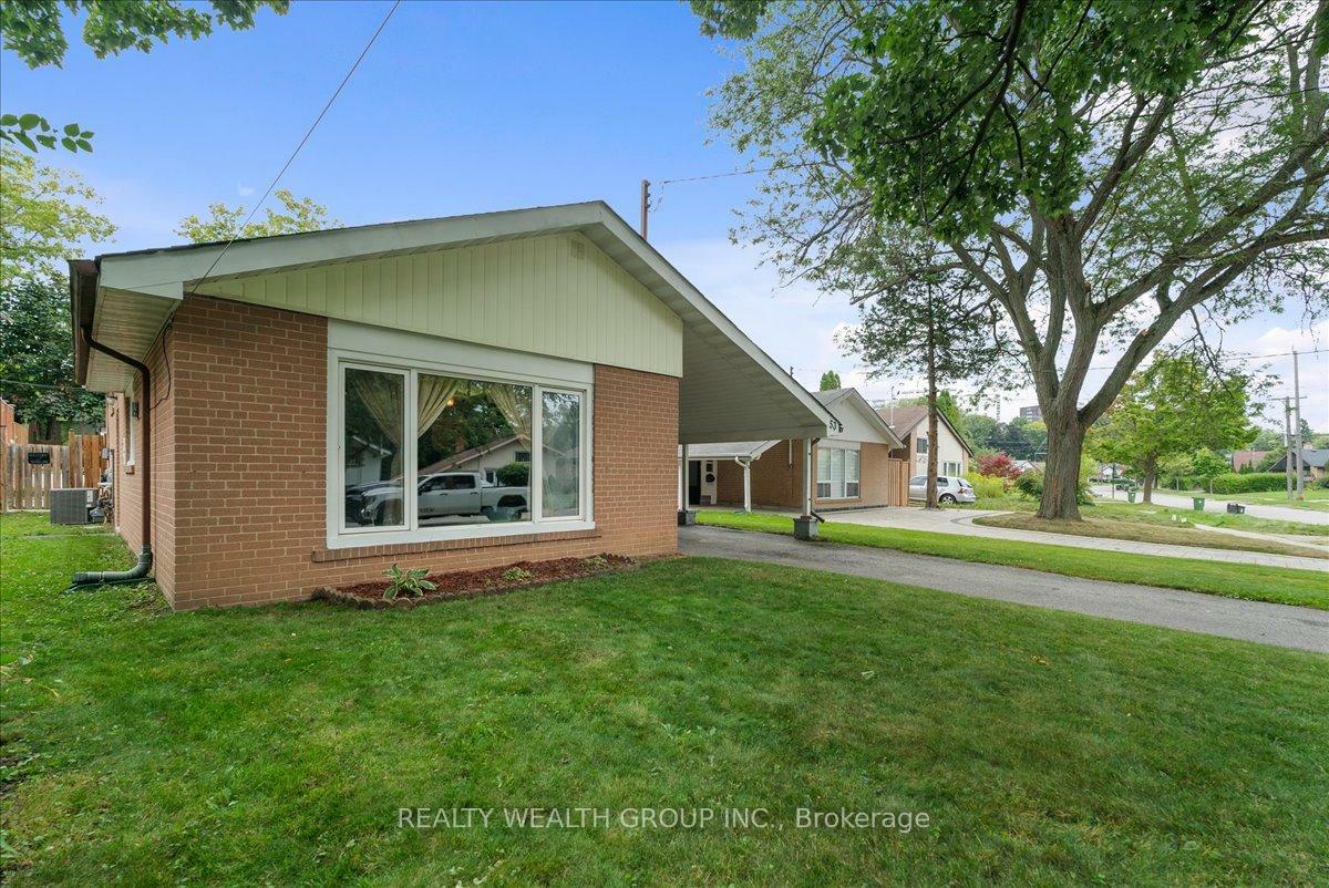 Property Photo: 53 Northfield Road ON M1G 2H5