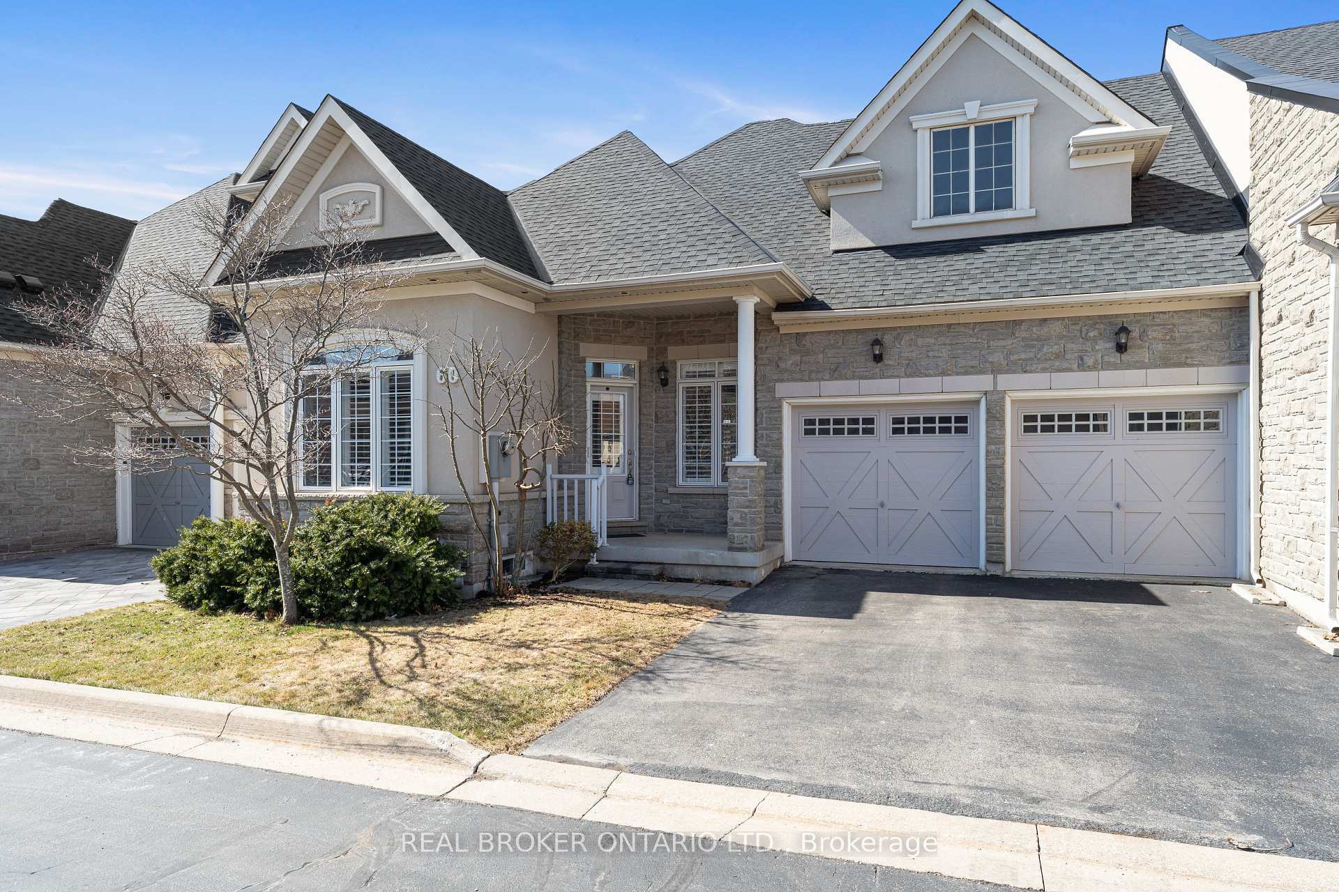 Property Photo: 60 Garrison Square ON L7G 0B9