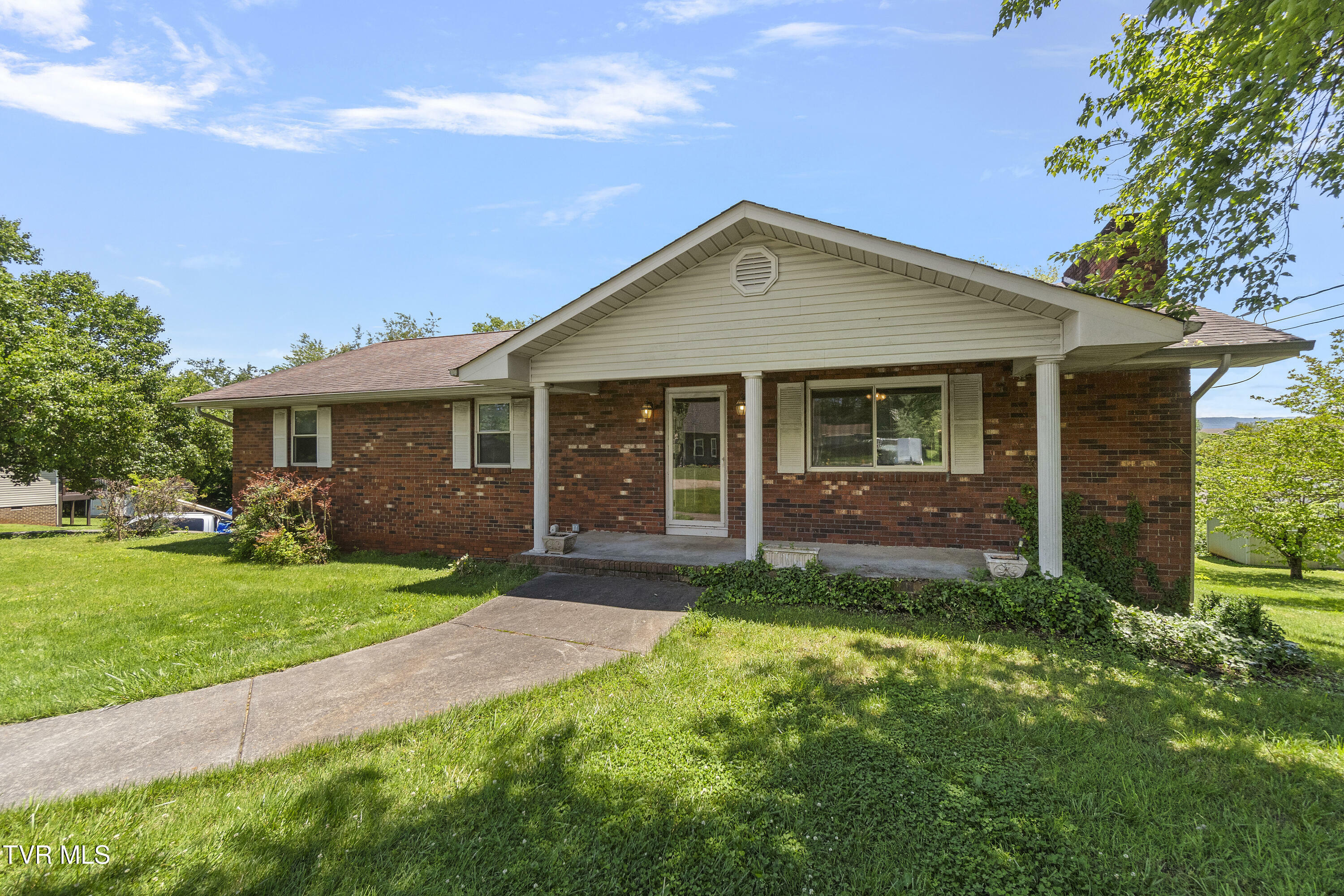 Property Photo: 1746 Leconte Drive TN 37803