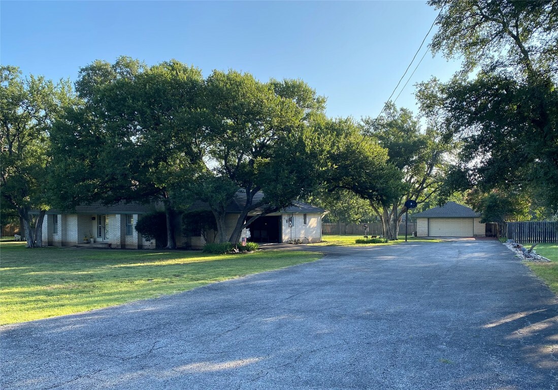Property Photo: 4105 Val Verde Drive TX 78628
