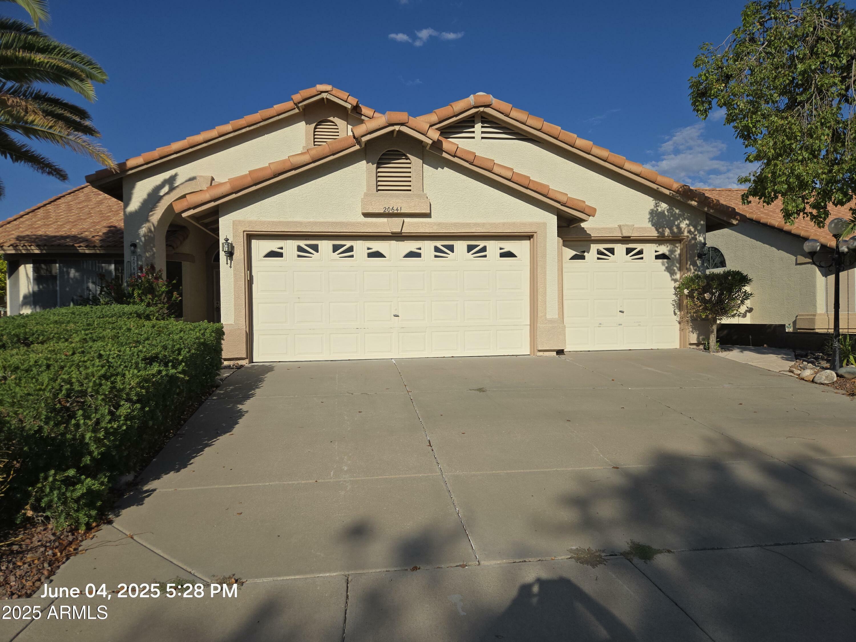 Property Photo: 20641 N 110th Avenue AZ 85373