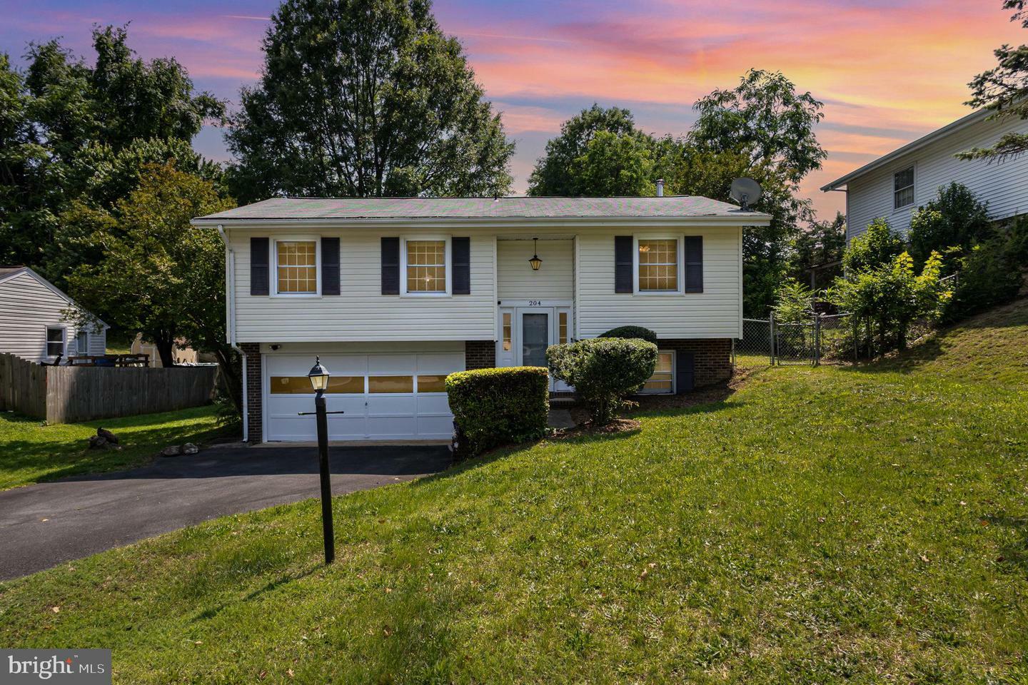 204 Morningside Drive  Fredericksburg VA 22401 photo