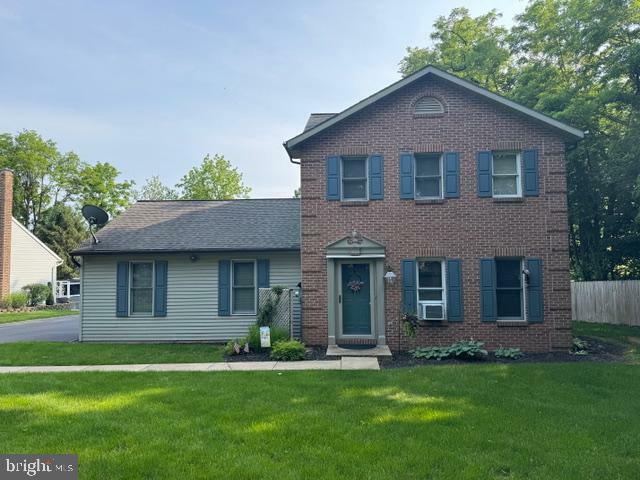 203 Pleasant Hill Drive  Lititz PA 17543 photo
