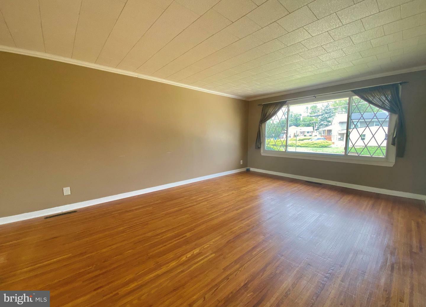Property Photo:  105 Ridge Rd  NJ 08002 