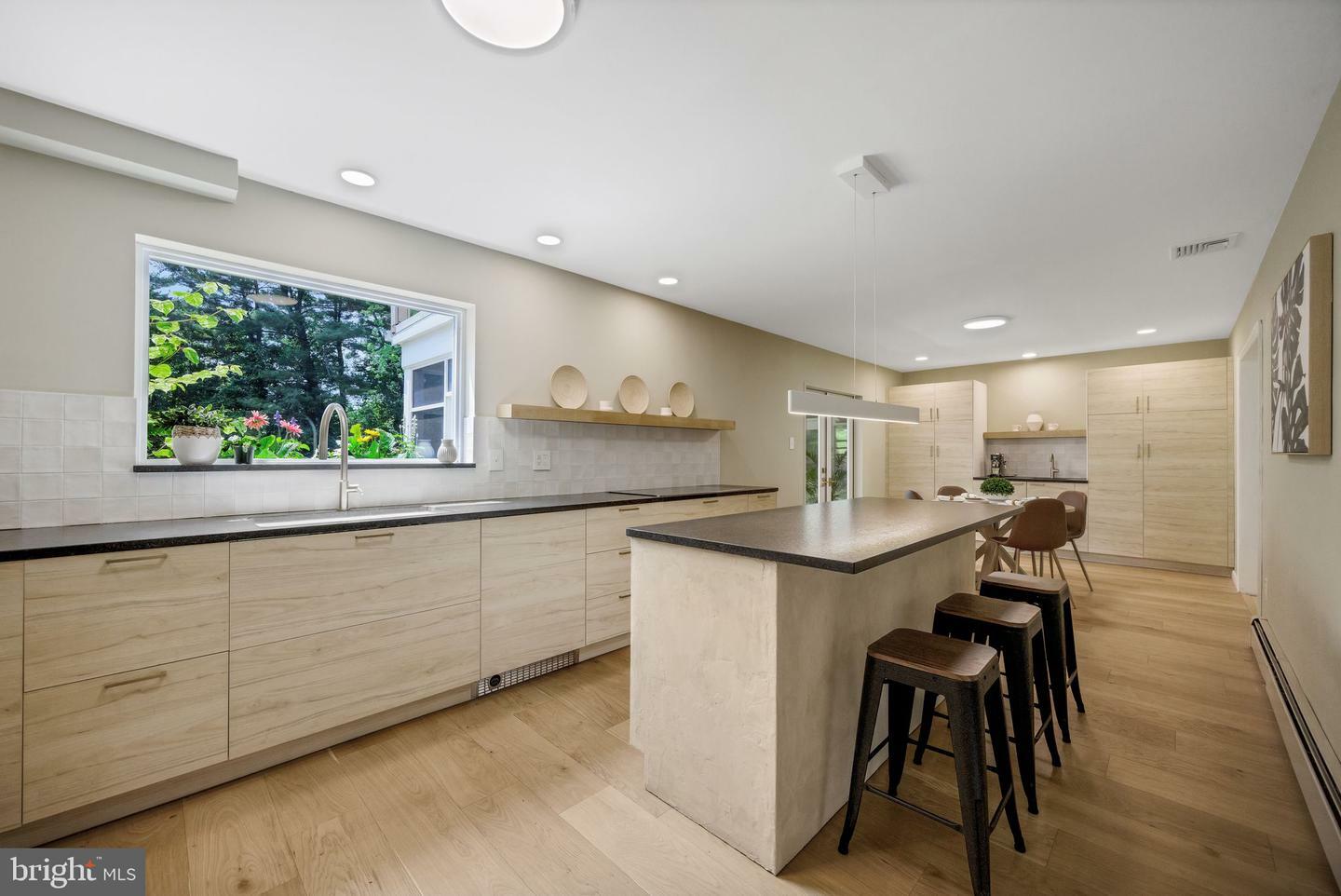 Property Photo: 30 Well Fleet Way PA 19063