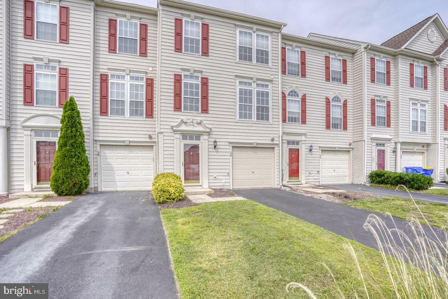 Property Photo: 36 John Hall Drive DE 19970