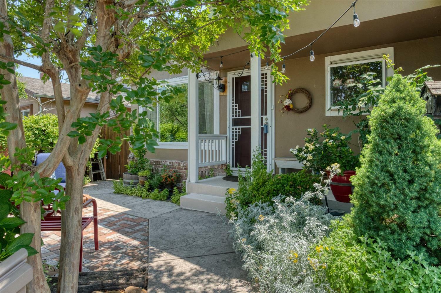 Property Photo: 1356 Mark Twain Road CA 95222