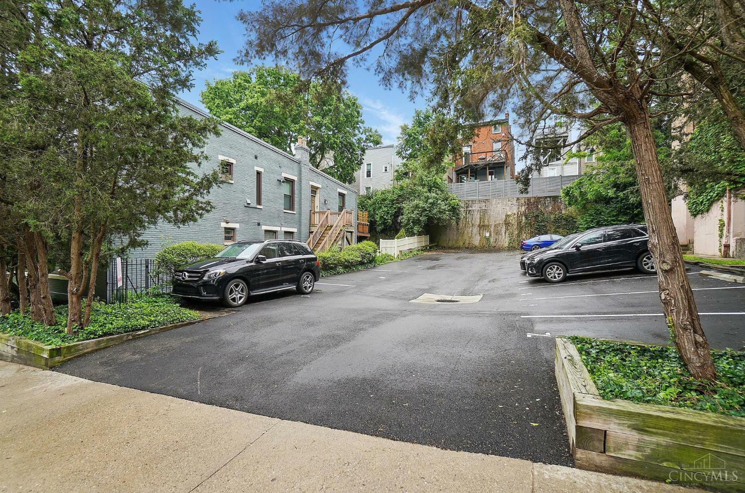 Property Photo: 983 Paradrome Street OH 45202