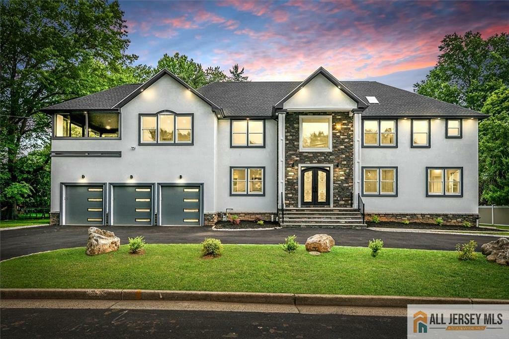 4 Hemlock Drive  Edison NJ 08820 photo