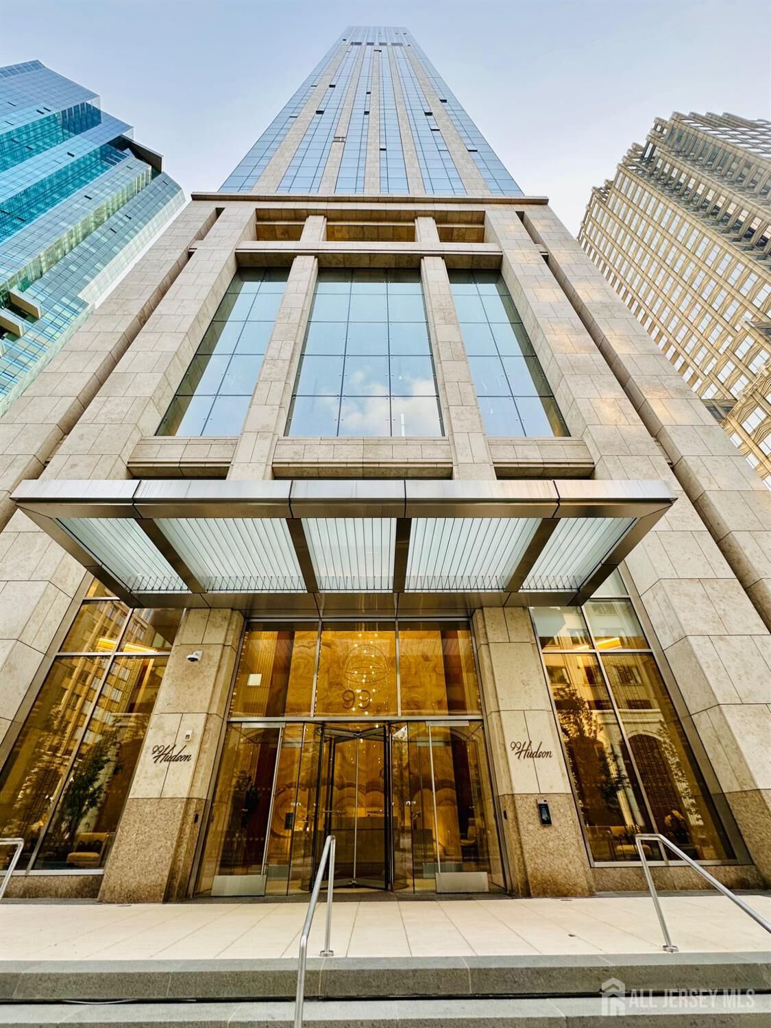 Property Photo: 99 Hudson Street 5401 NJ 07302