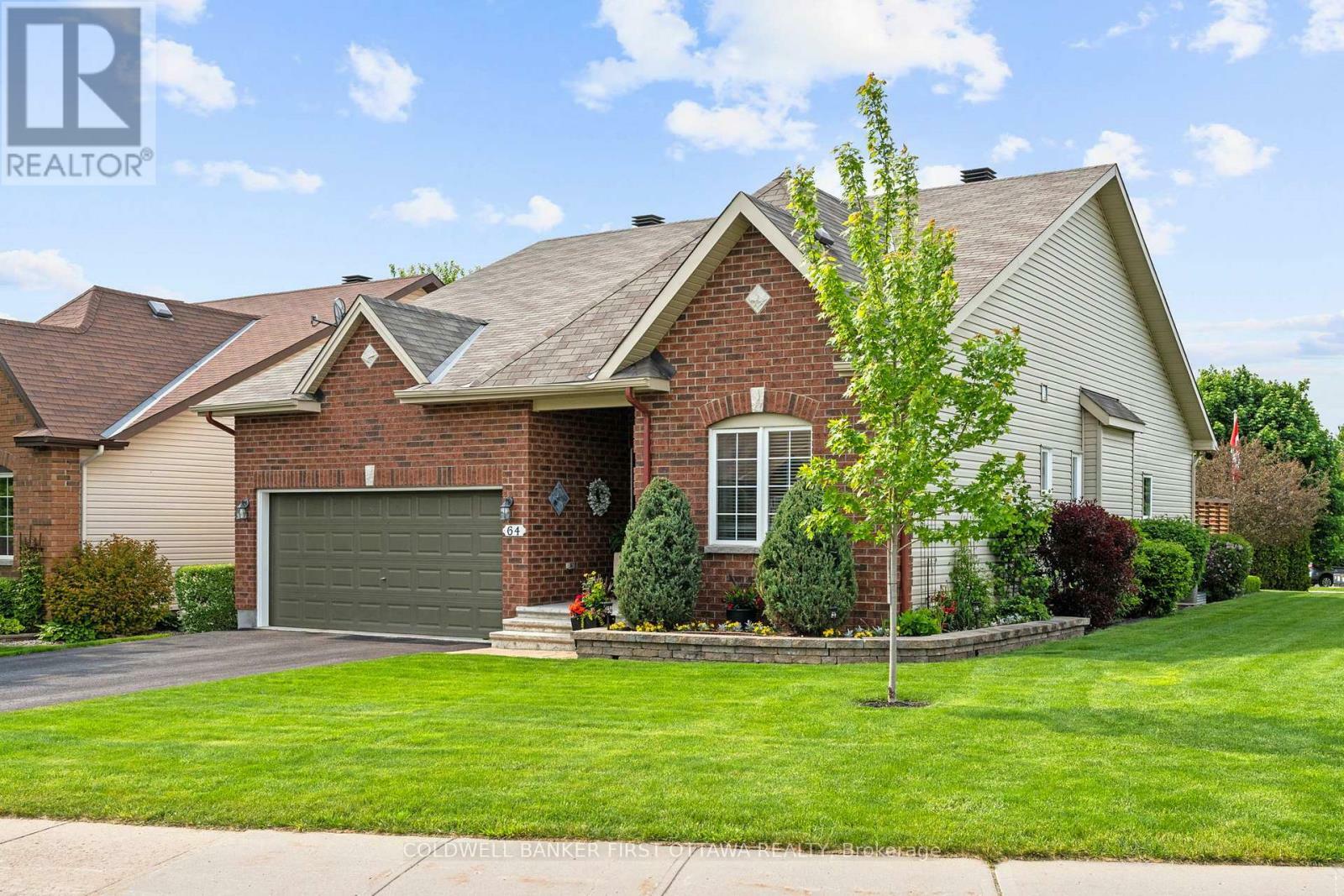 Property Photo: 64 Moe Robillard Street ON K7S 0C7