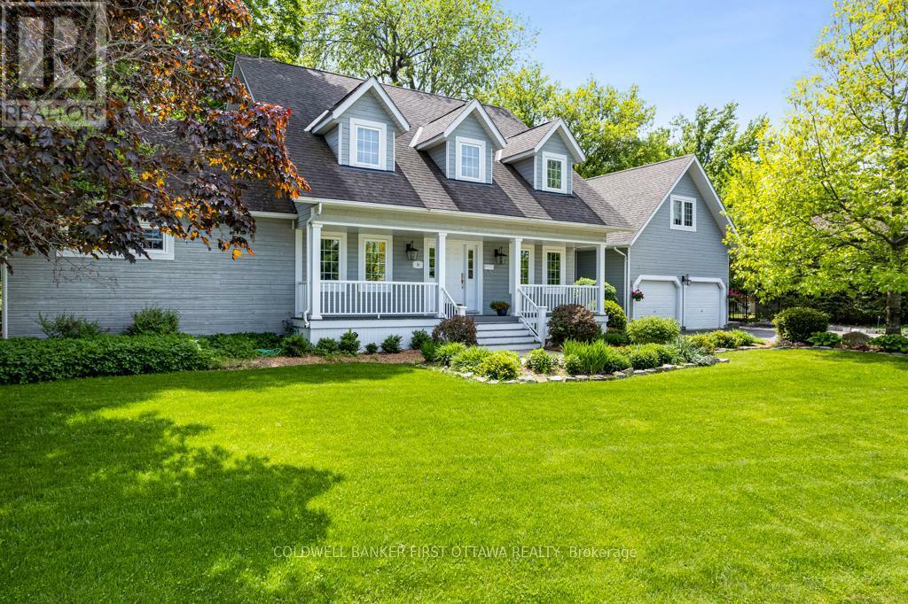 Photo de la propriété: 10 Perkins Boulevard ON K7H 3L6