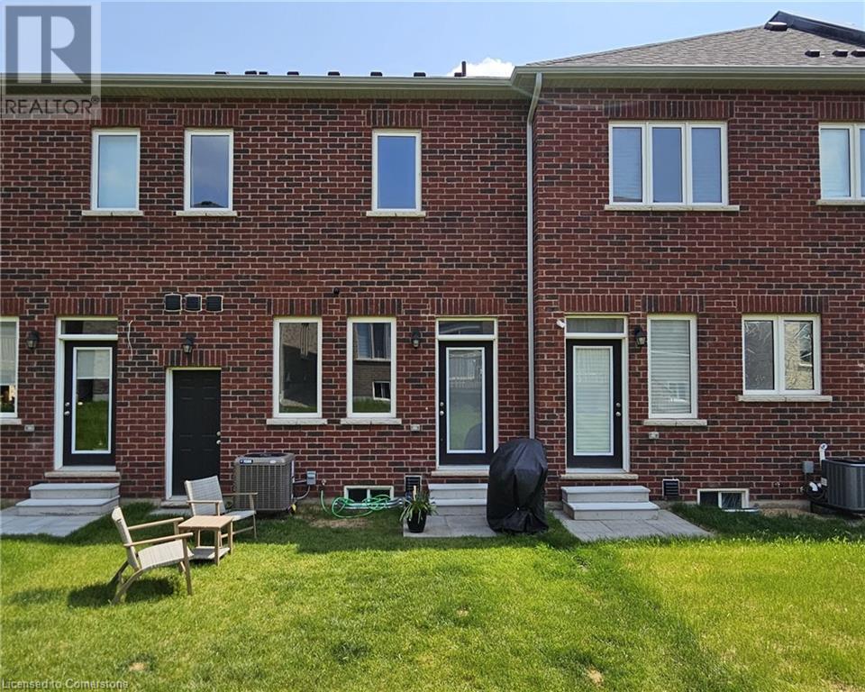 Property Photo:  11 Gledhill Crescent  ON N1T 0G2 