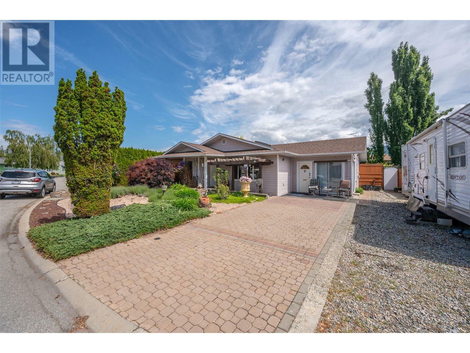 Property Photo: 157 Ayres Crescent BC V2A 6R3