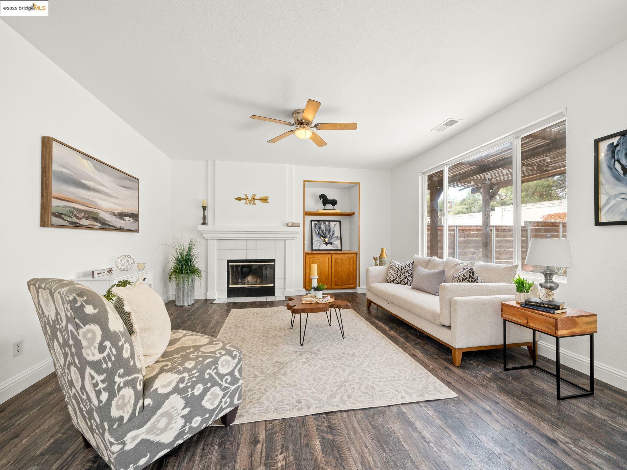 Property Photo: 1175 Nicholas Ct CA 94577