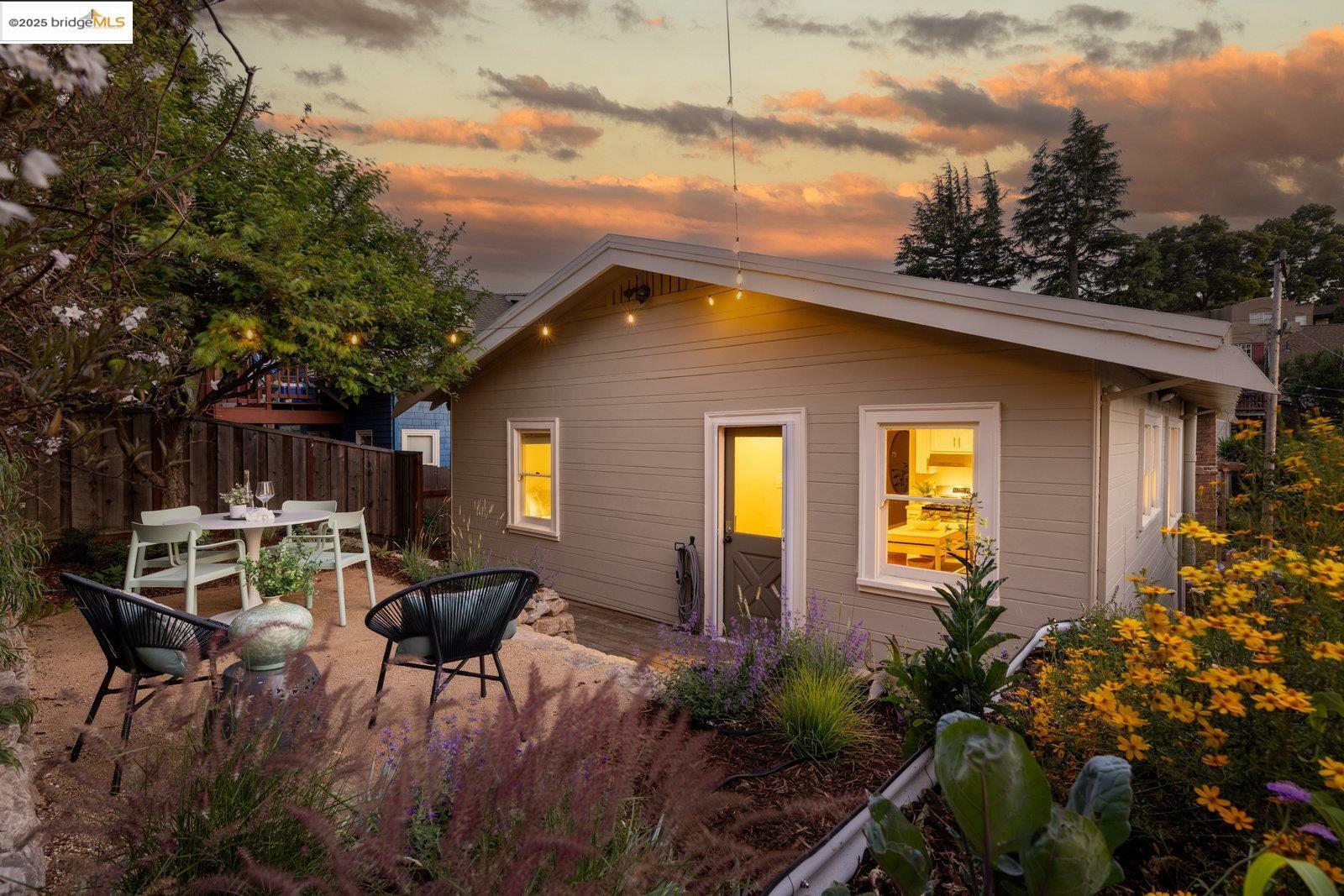 1046 Elbert Street  Oakland CA 94602 photo